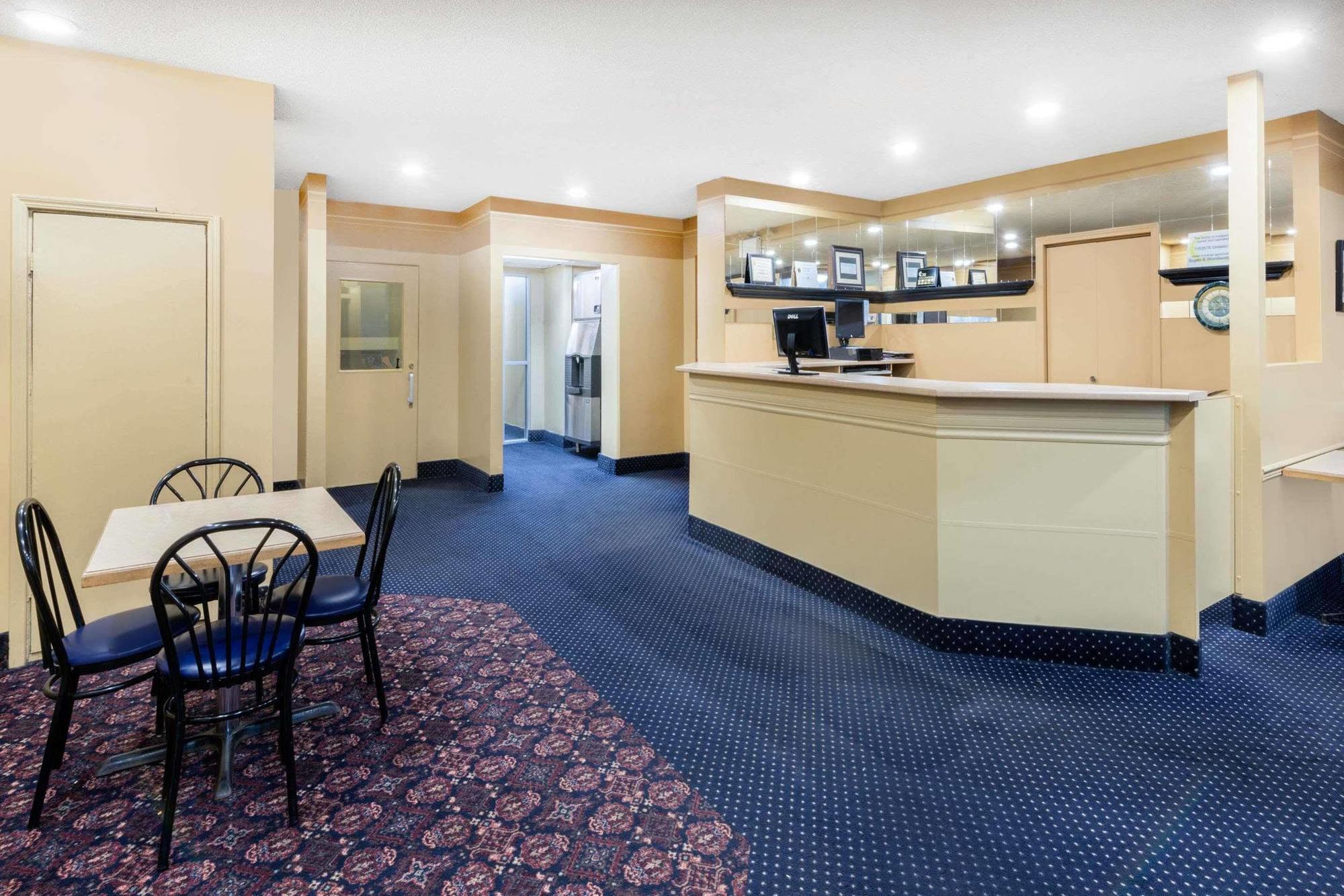 Super 8 By Wyndham Thunder Bay Motel Luaran gambar